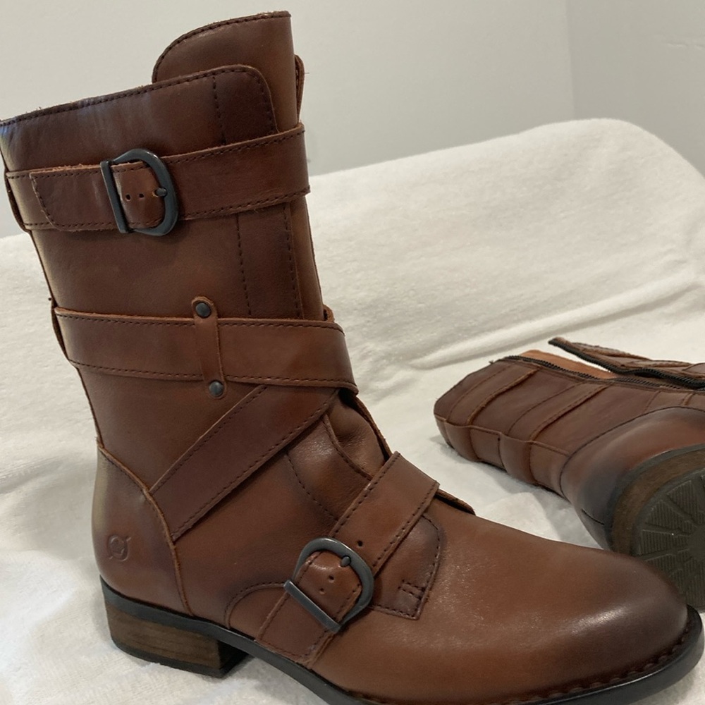 Born Portia cognac mid calf leather boots.